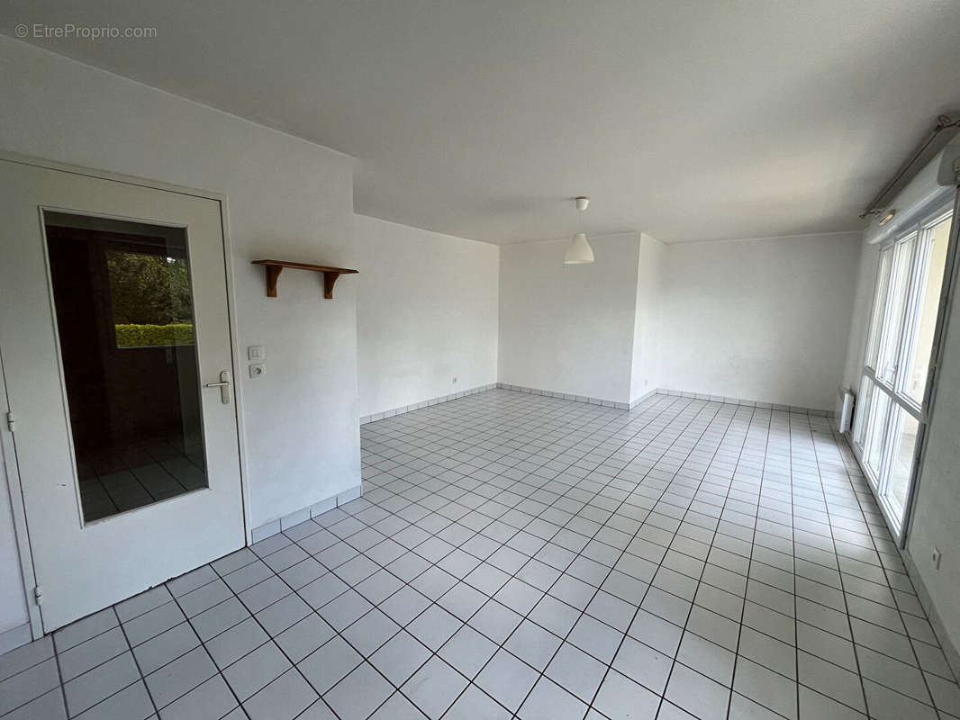 Appartement à SAINT-SEBASTIEN-SUR-LOIRE