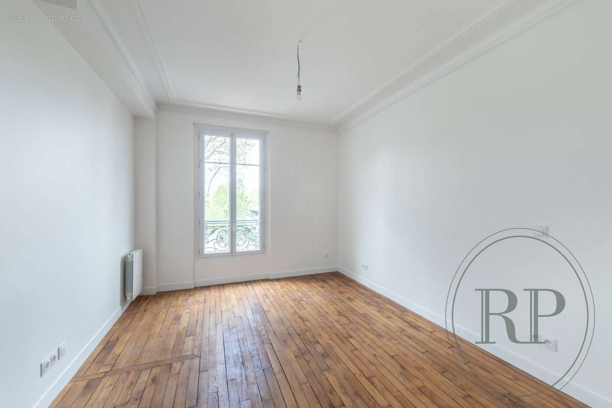 Appartement à PARIS-15E