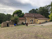 maison 2 - Maison à PUY-L&#039;EVEQUE