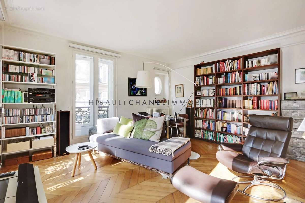 Appartement à PARIS-11E