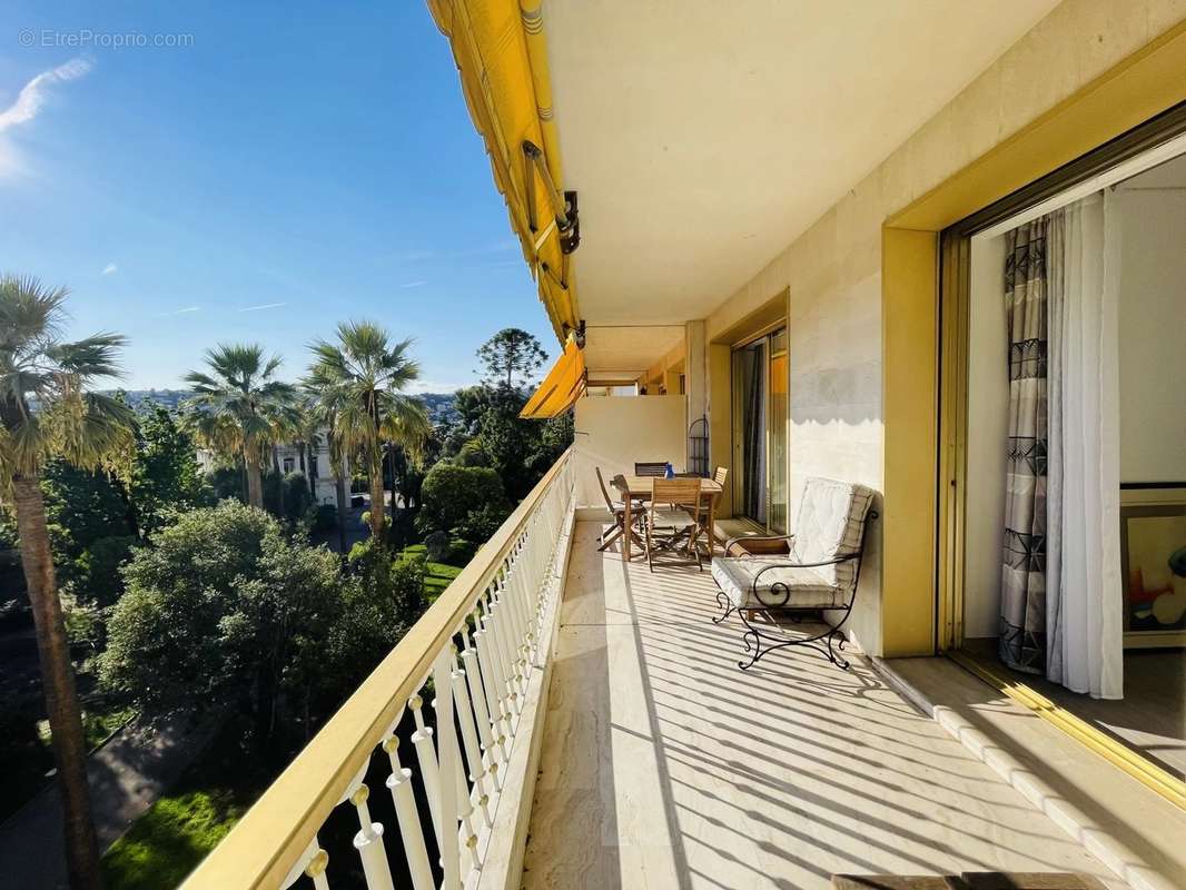 Appartement à NICE