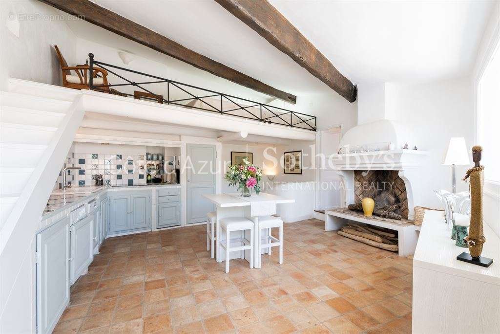 Appartement à SAINT-TROPEZ