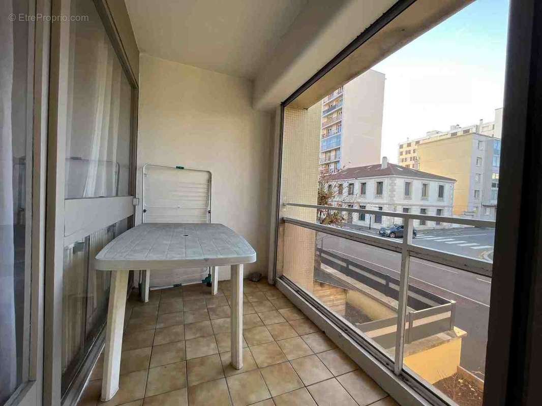 Appartement à SAINT-ETIENNE