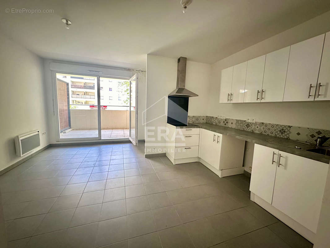 Appartement à MARSEILLE-10E