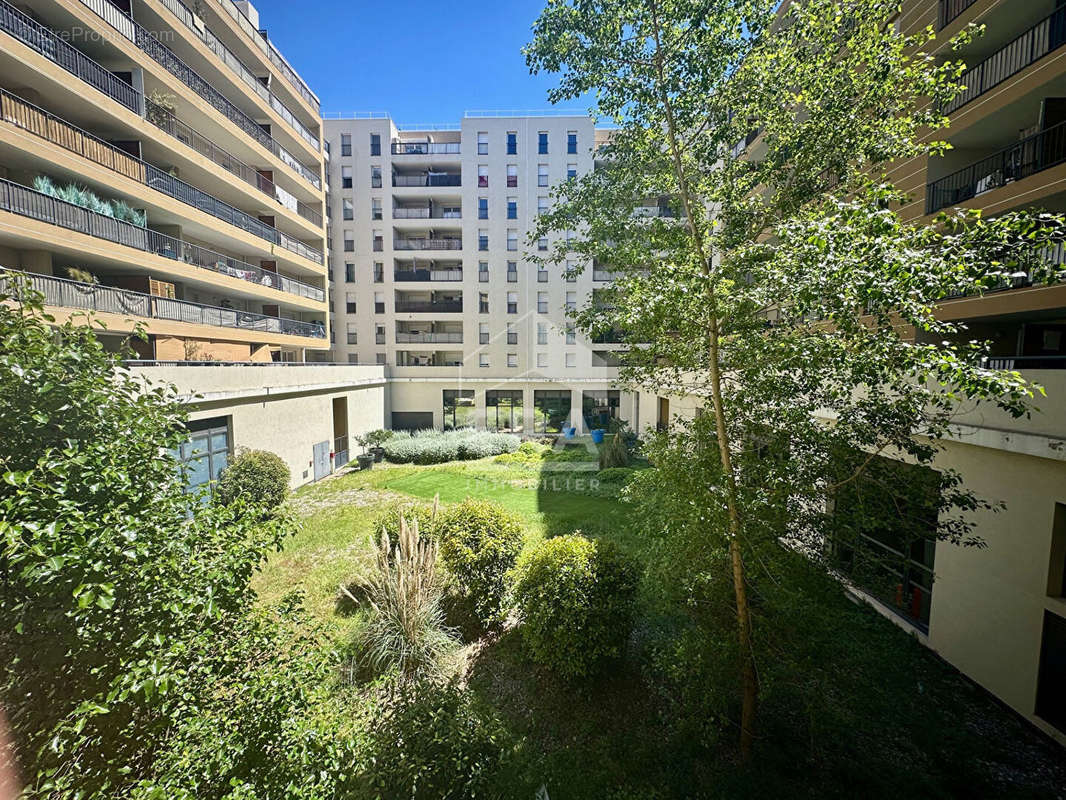 Appartement à MARSEILLE-10E