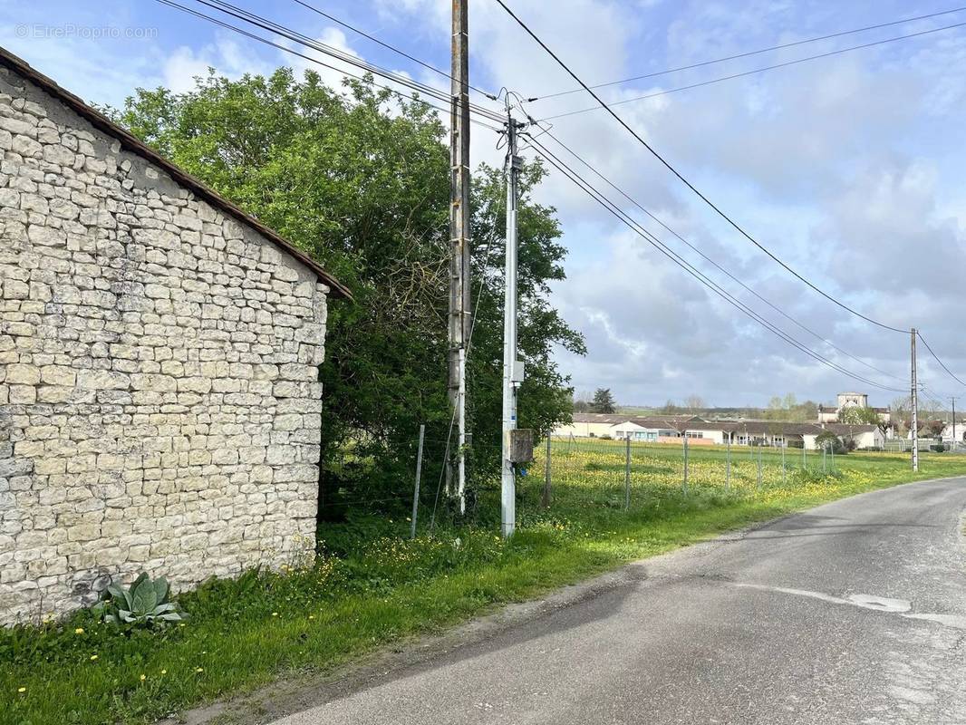 Terrain à GERMIGNAC