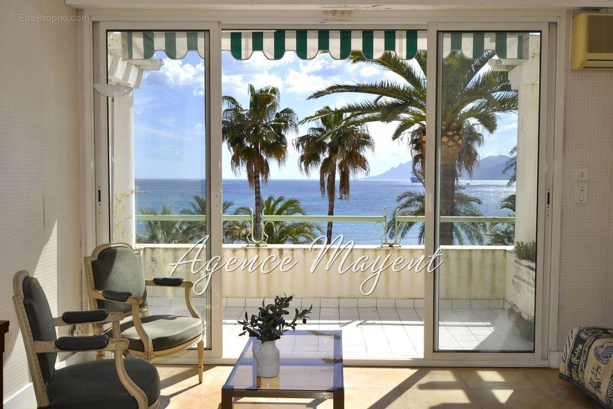 Appartement à CANNES