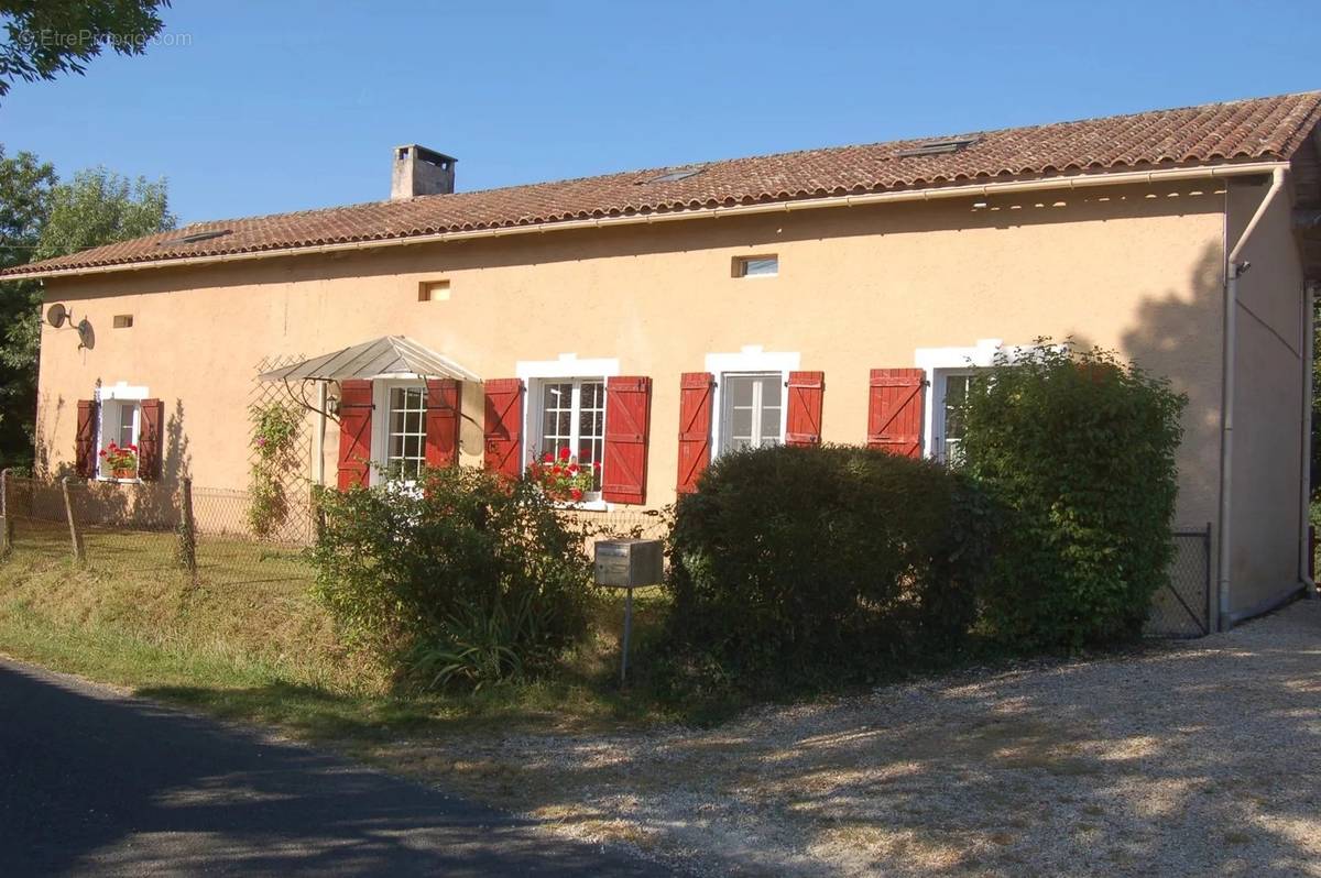 Maison à RIBERAC