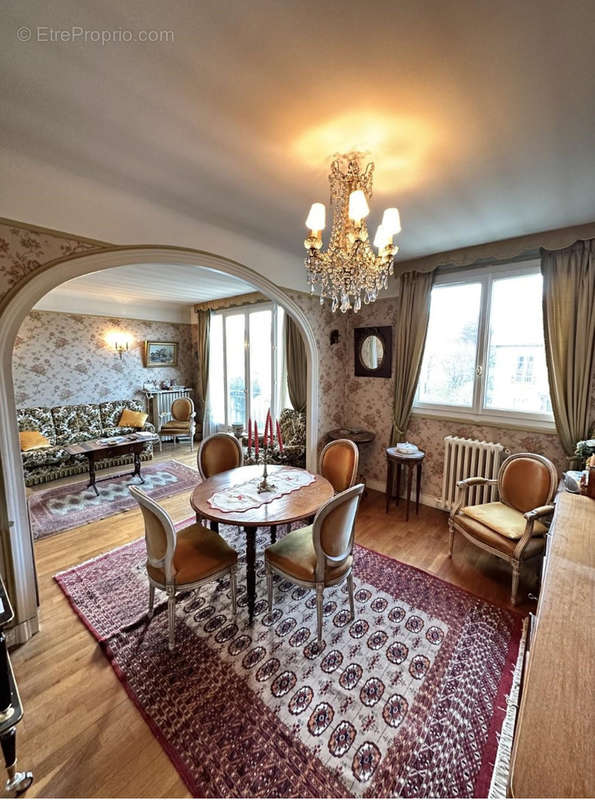 Appartement à BOURG-LA-REINE