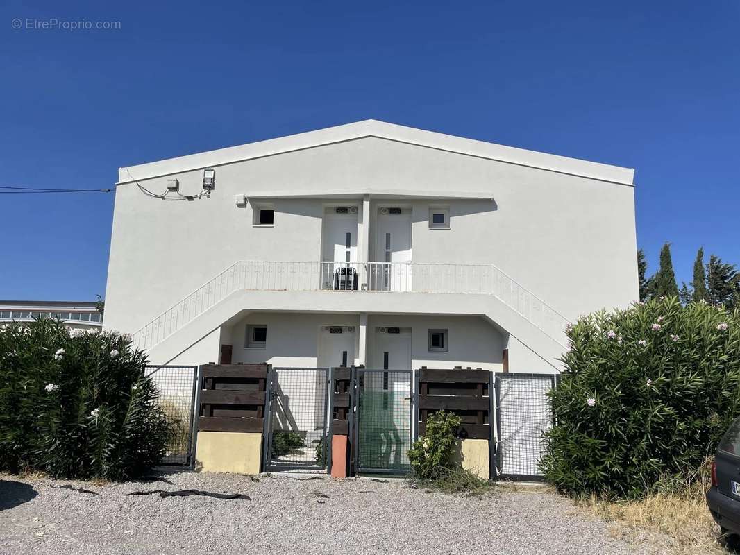 Appartement à LEZIGNAN-CORBIERES