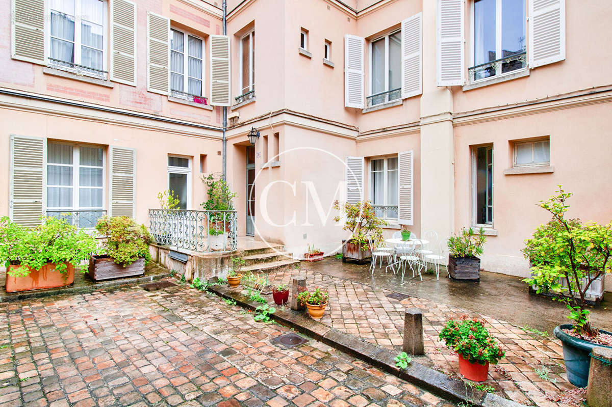 Appartement à VERSAILLES