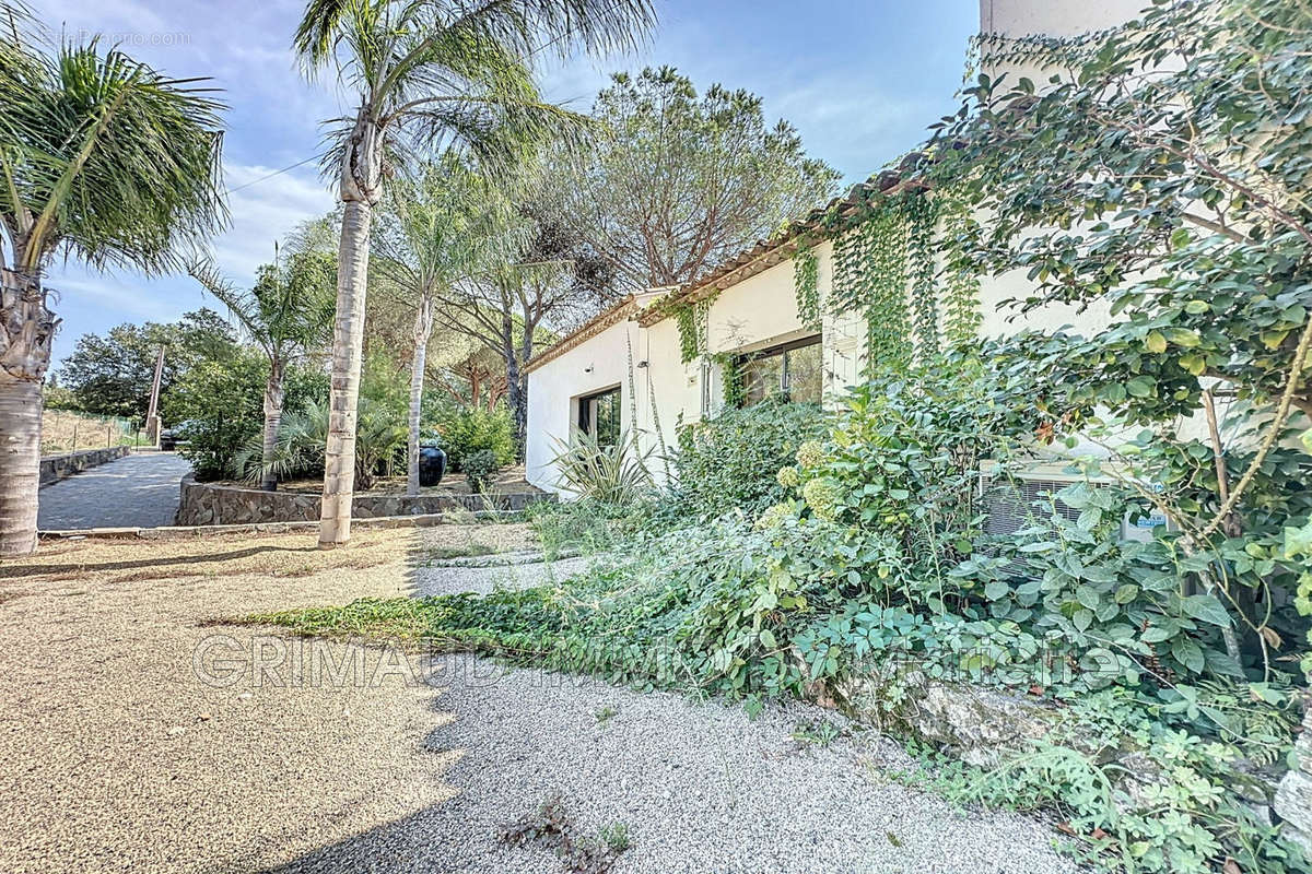 Maison à GRIMAUD