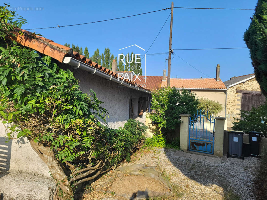 Maison à BEAULIEU-SOUS-PARTHENAY