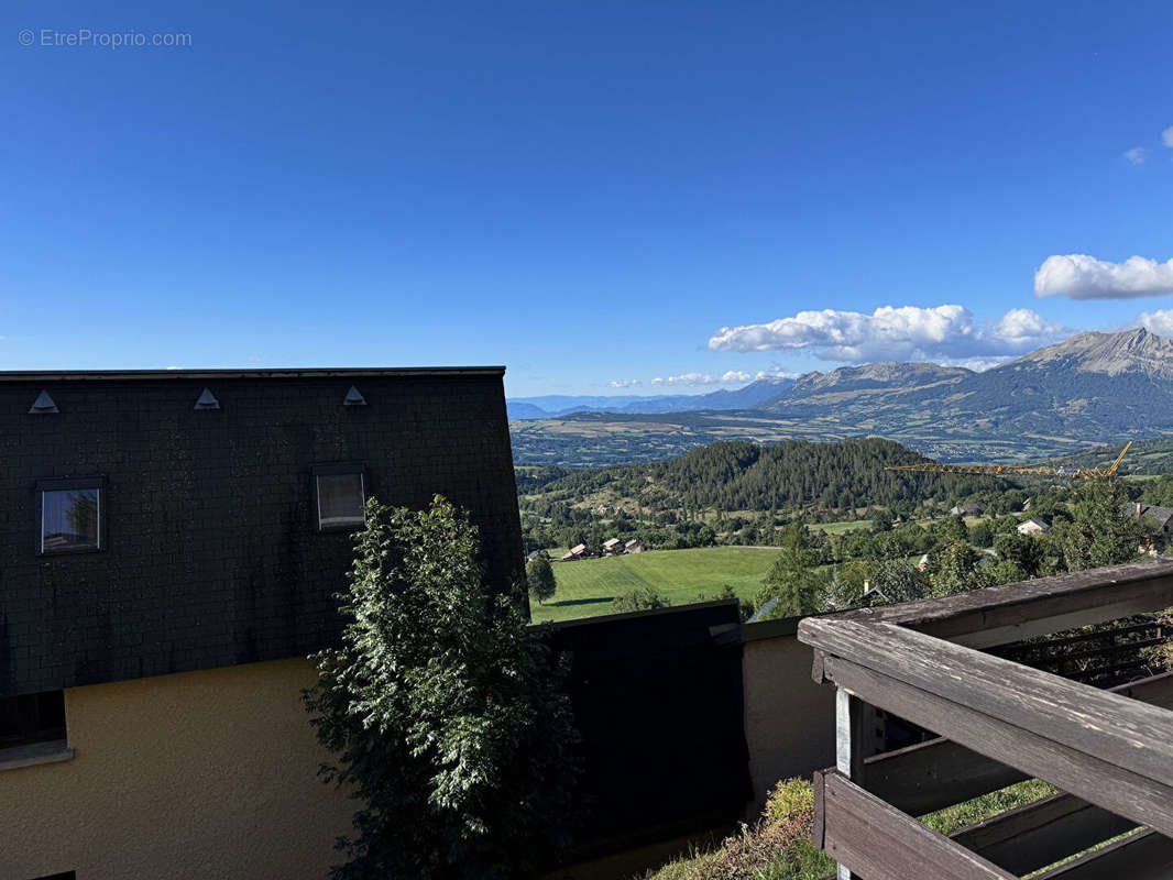 Appartement à SAINT-MICHEL-DE-CHAILLOL