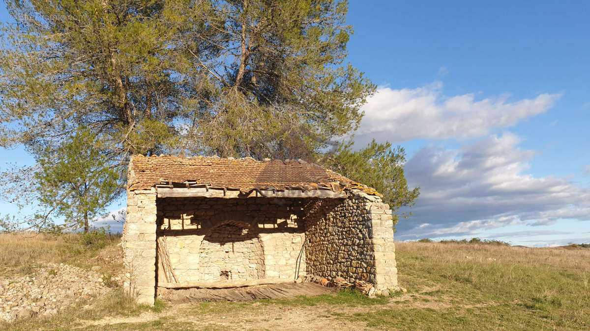 Maison à SAINT-SAUVEUR-DE-CRUZIERES