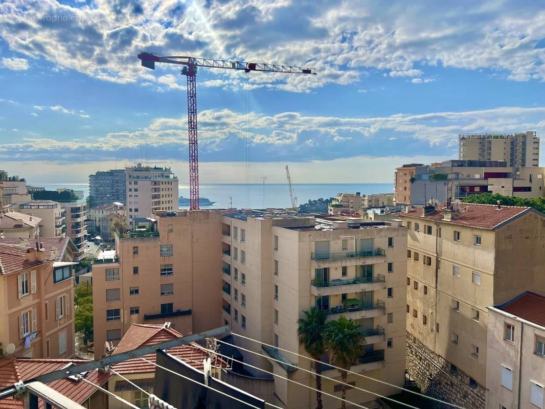 Appartement à BEAUSOLEIL