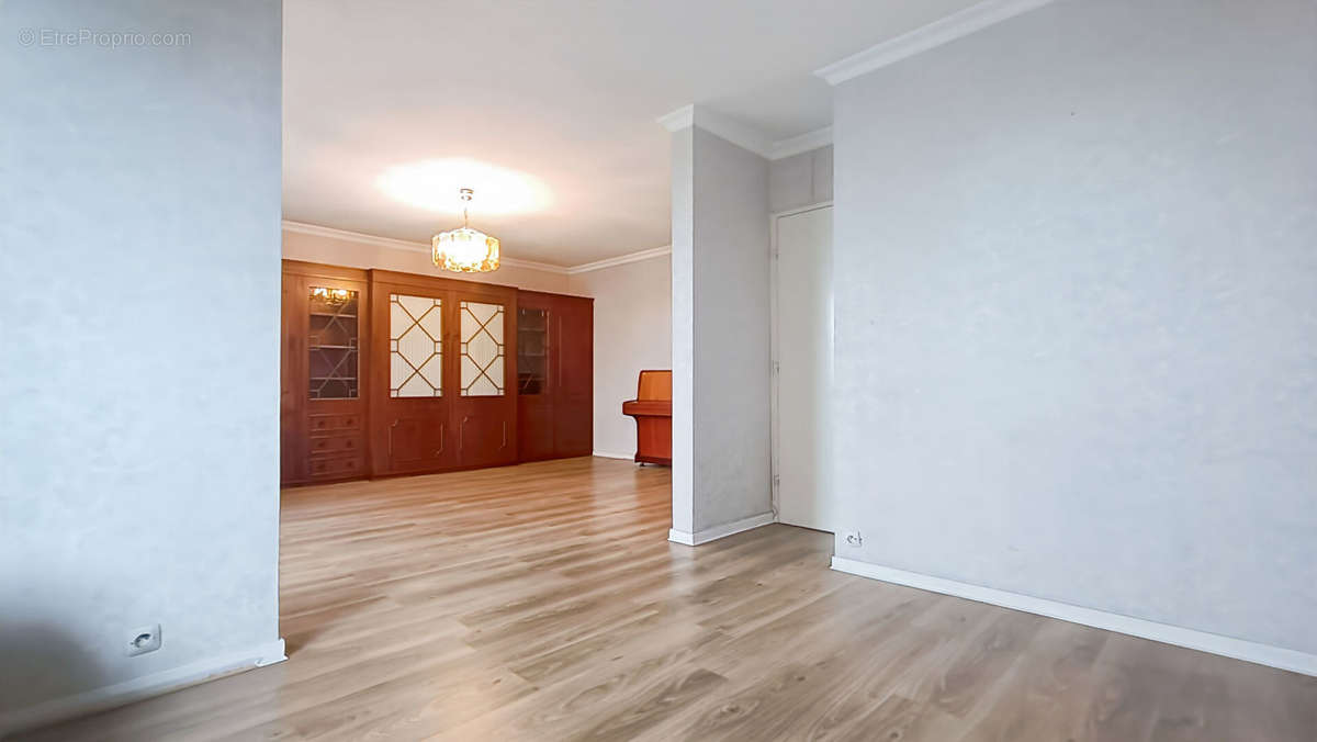 Appartement à ROSNY-SOUS-BOIS