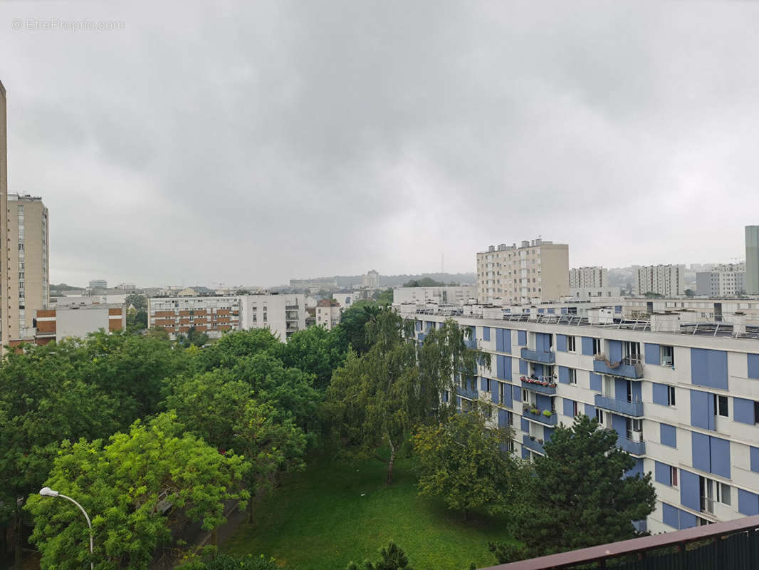 Appartement à ROSNY-SOUS-BOIS