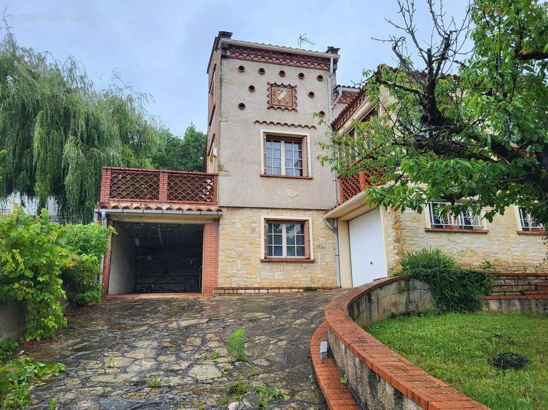 Maison à CAHORS