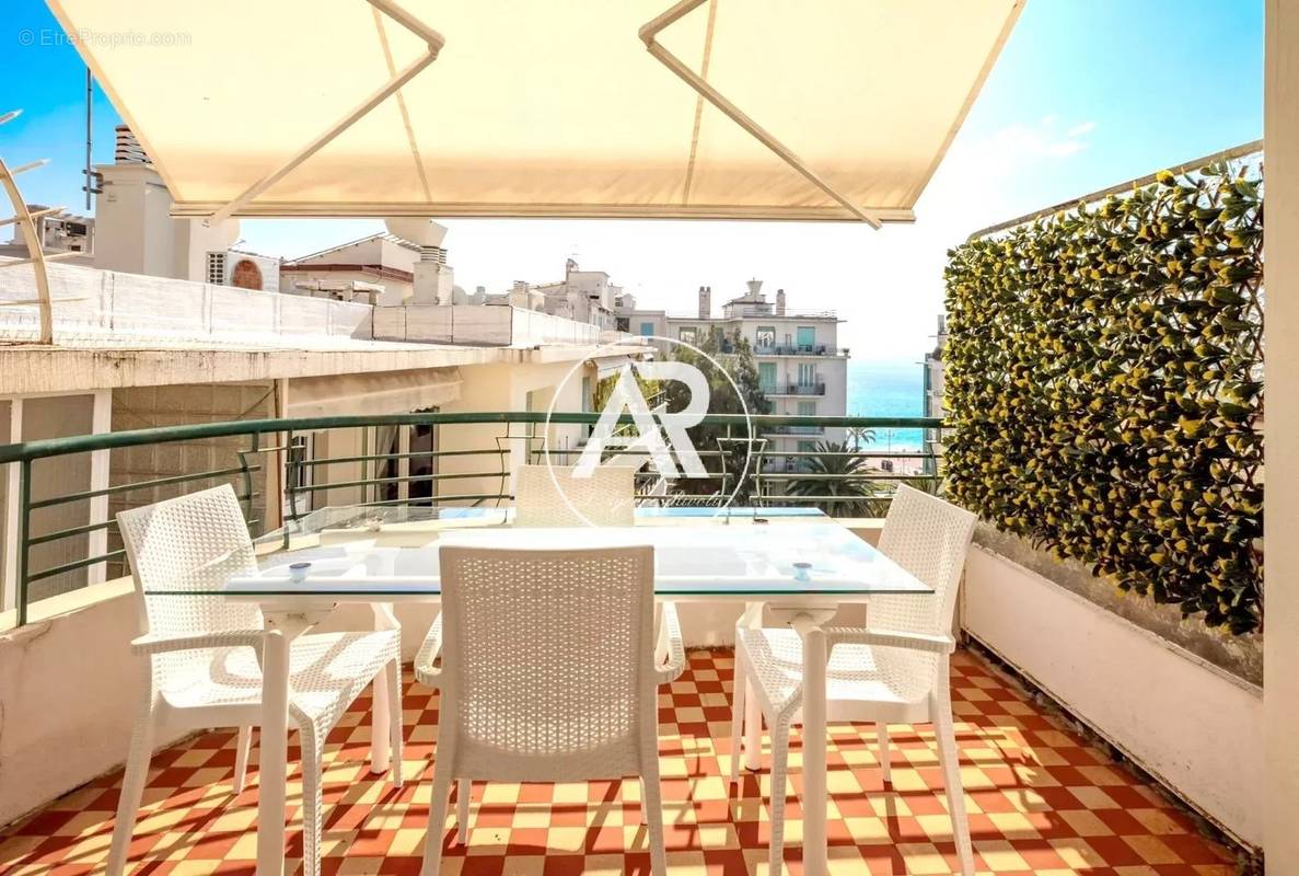 Appartement à NICE