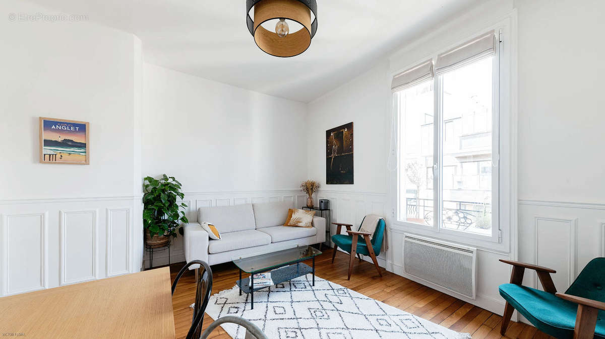 Appartement à LEVALLOIS-PERRET