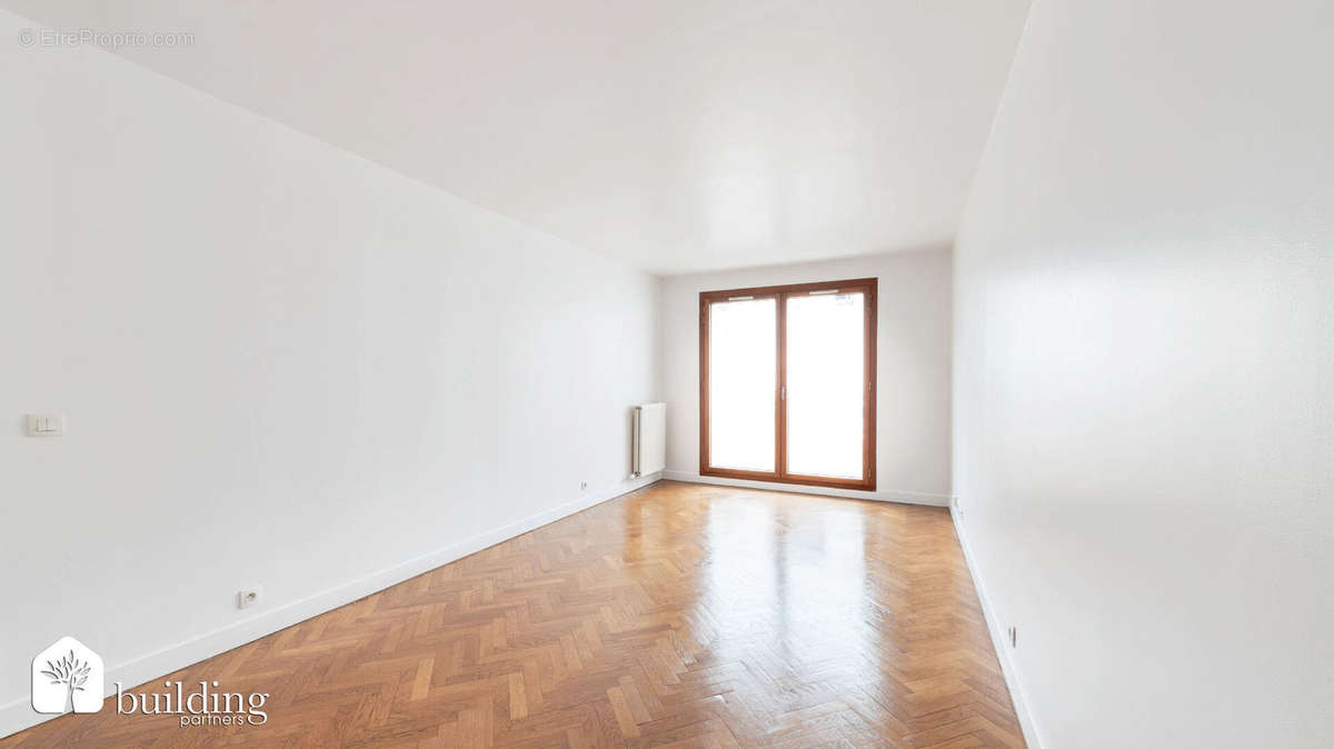 Appartement à LEVALLOIS-PERRET