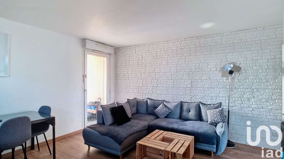 Photo 2 - Appartement à MONTROUGE