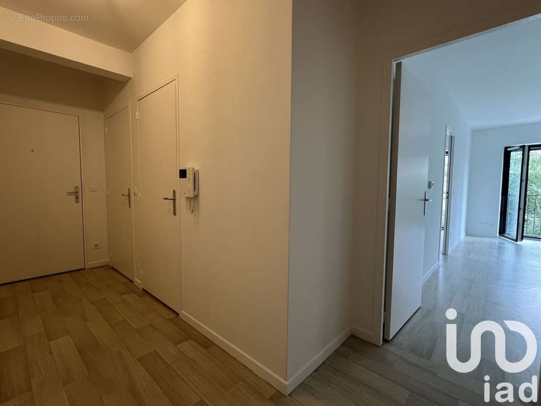 Photo 3 - Appartement à IVRY-SUR-SEINE