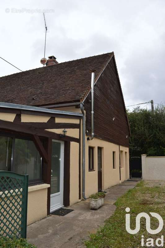 Photo 2 - Maison à SOMMECAISE