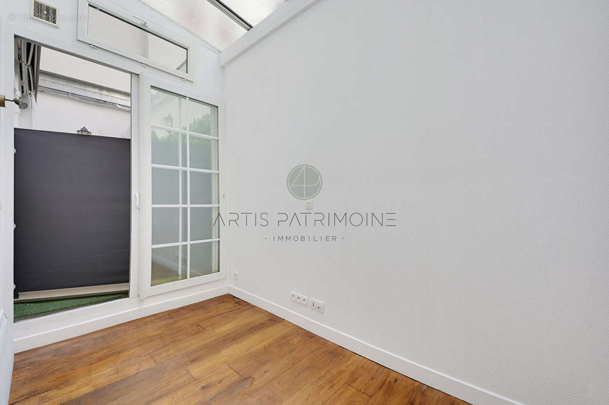 Appartement à PARIS-20E