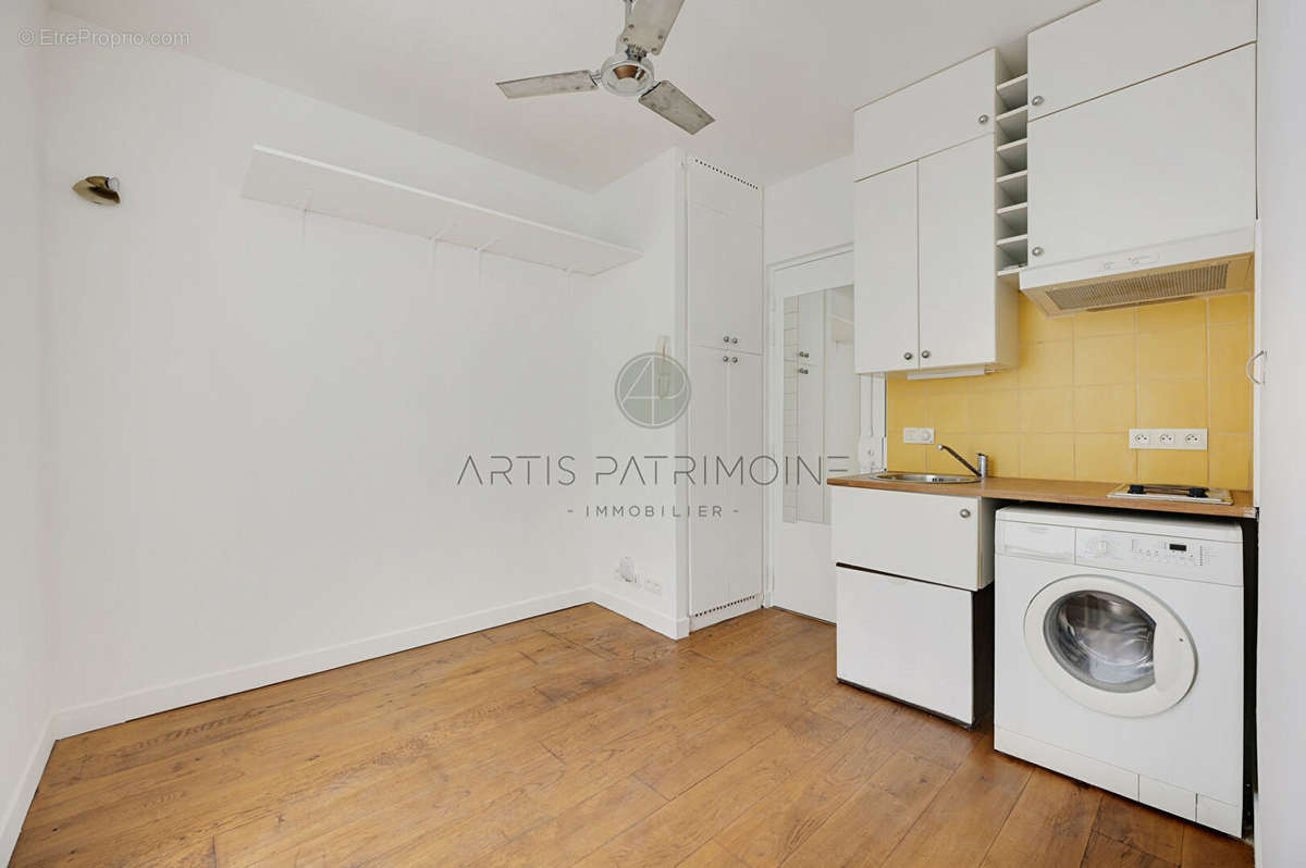 Appartement à PARIS-20E