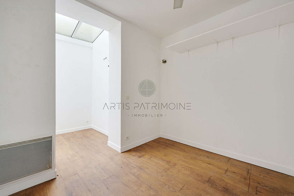 Appartement à PARIS-20E