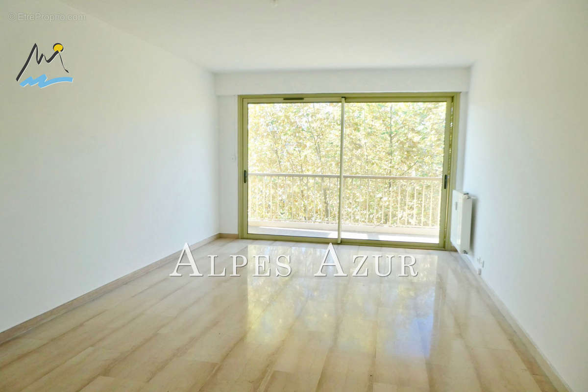 Appartement à CAGNES-SUR-MER