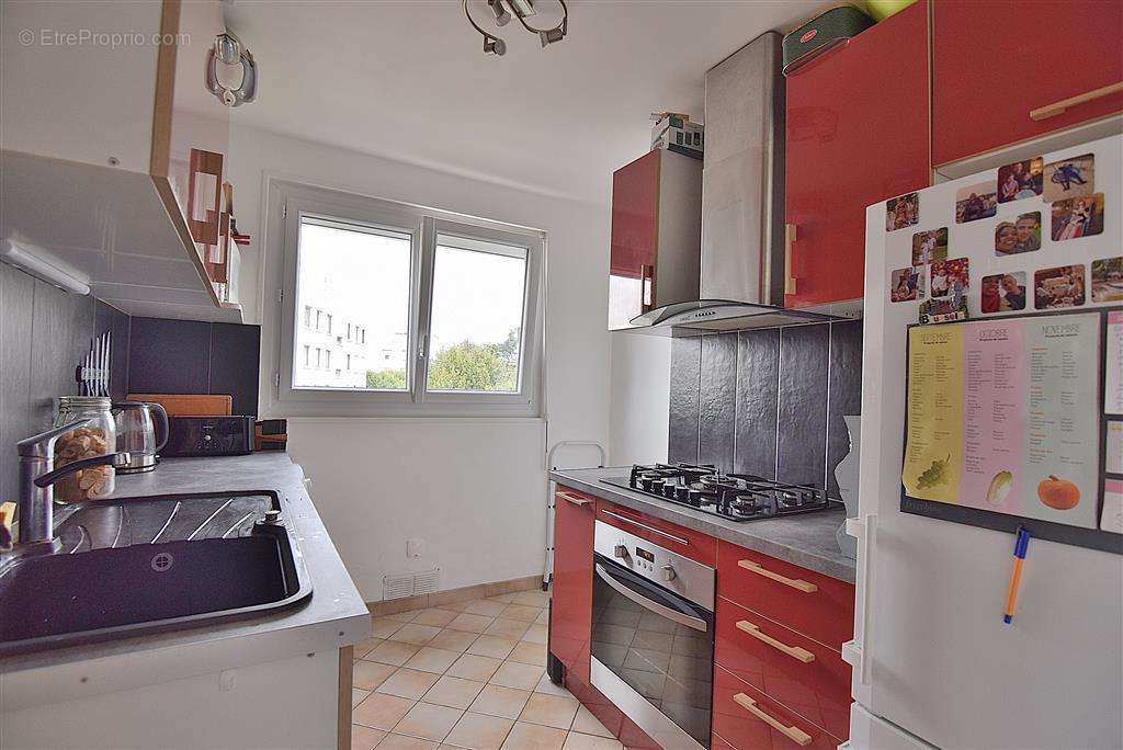 Appartement à SAINT-MAUR-DES-FOSSES