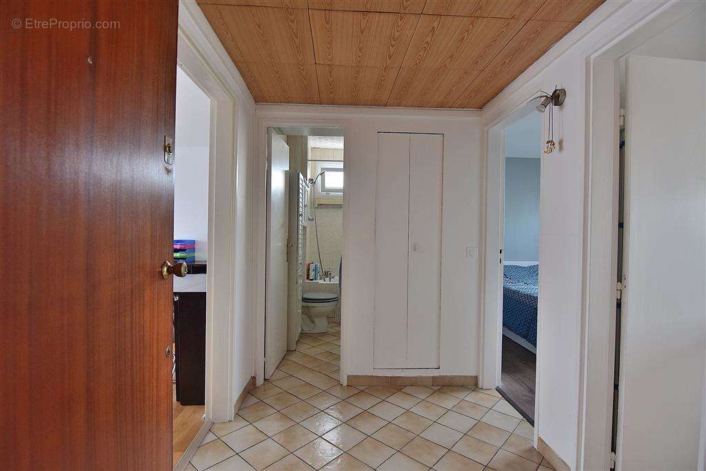 Appartement à SAINT-MAUR-DES-FOSSES