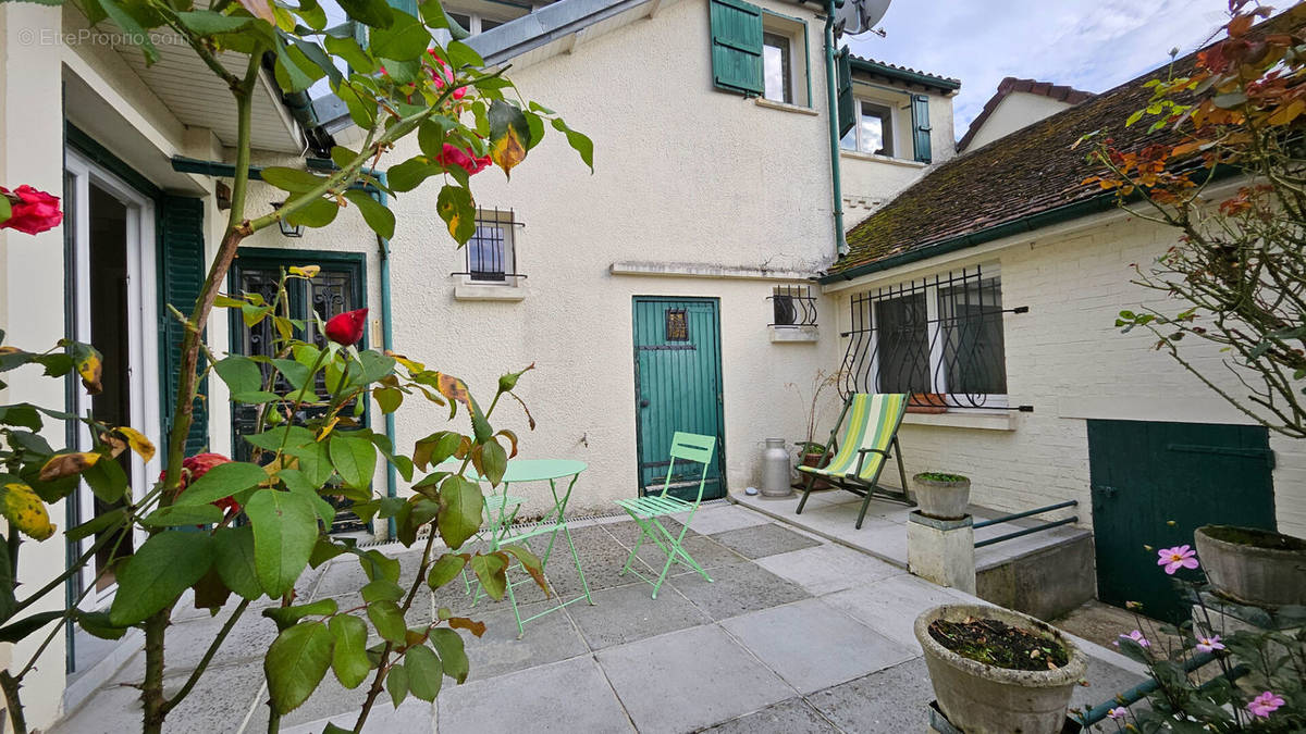 Maison à BEAUVAIS