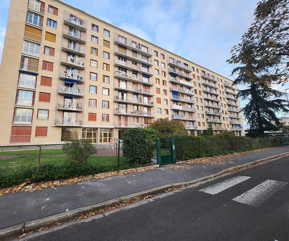 Appartement à DEUIL-LA-BARRE