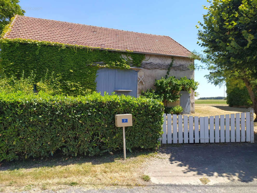 Maison à PAIZAY-LE-SEC