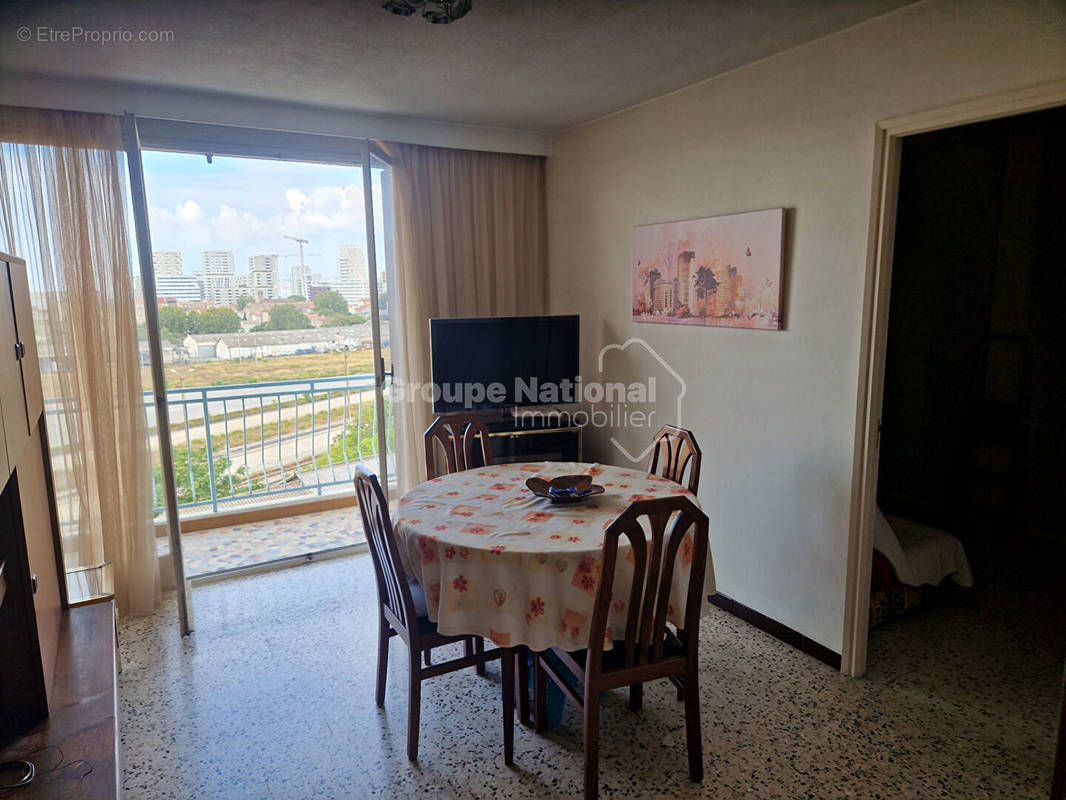 Appartement à MARSEILLE-14E