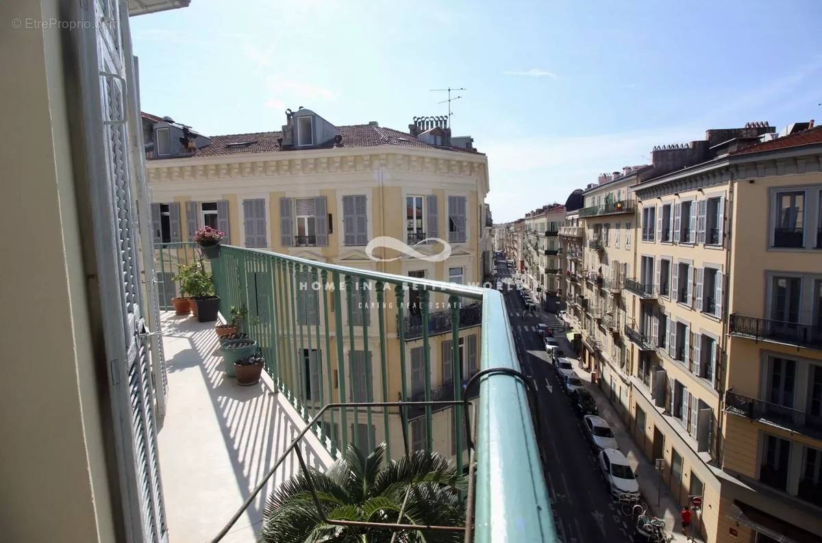 Appartement à NICE