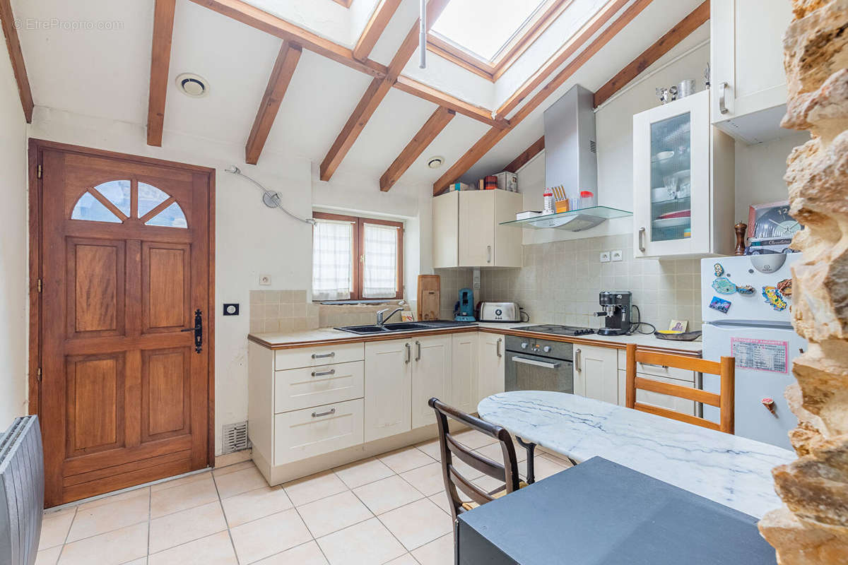 Appartement à VERRIERES-LE-BUISSON