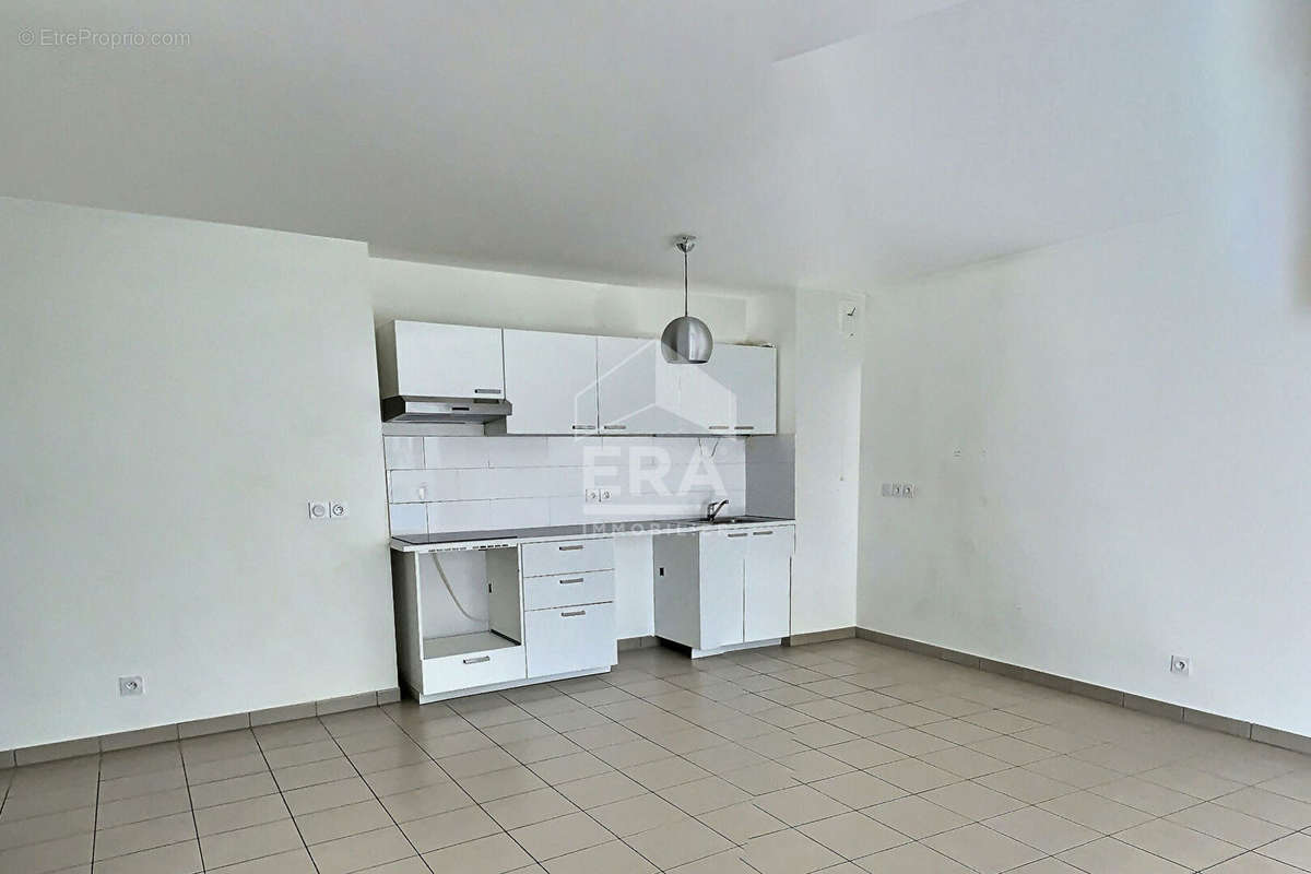 Appartement à MARSEILLE-13E