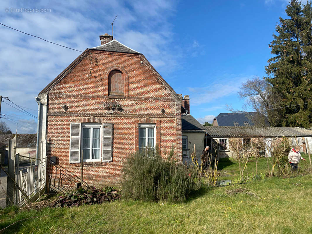 Maison à SAINS-RICHAUMONT