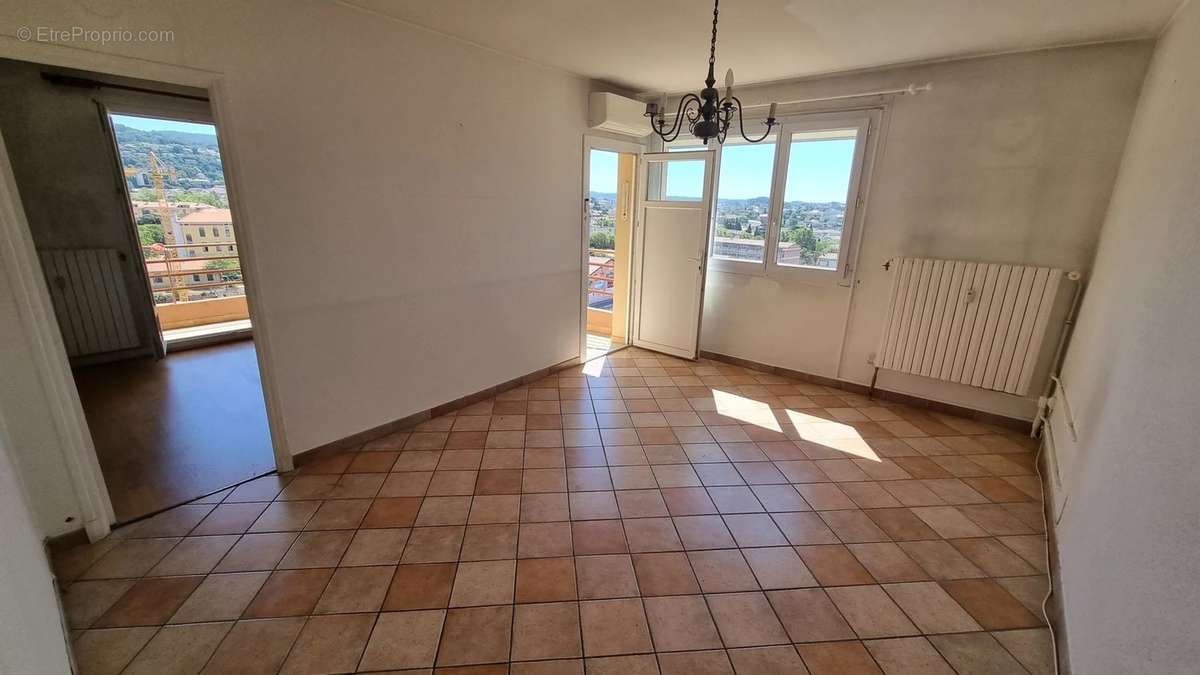 Appartement à DRAGUIGNAN