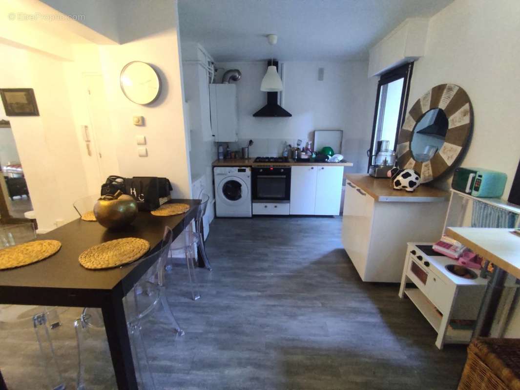 Appartement à MARSEILLE-13E