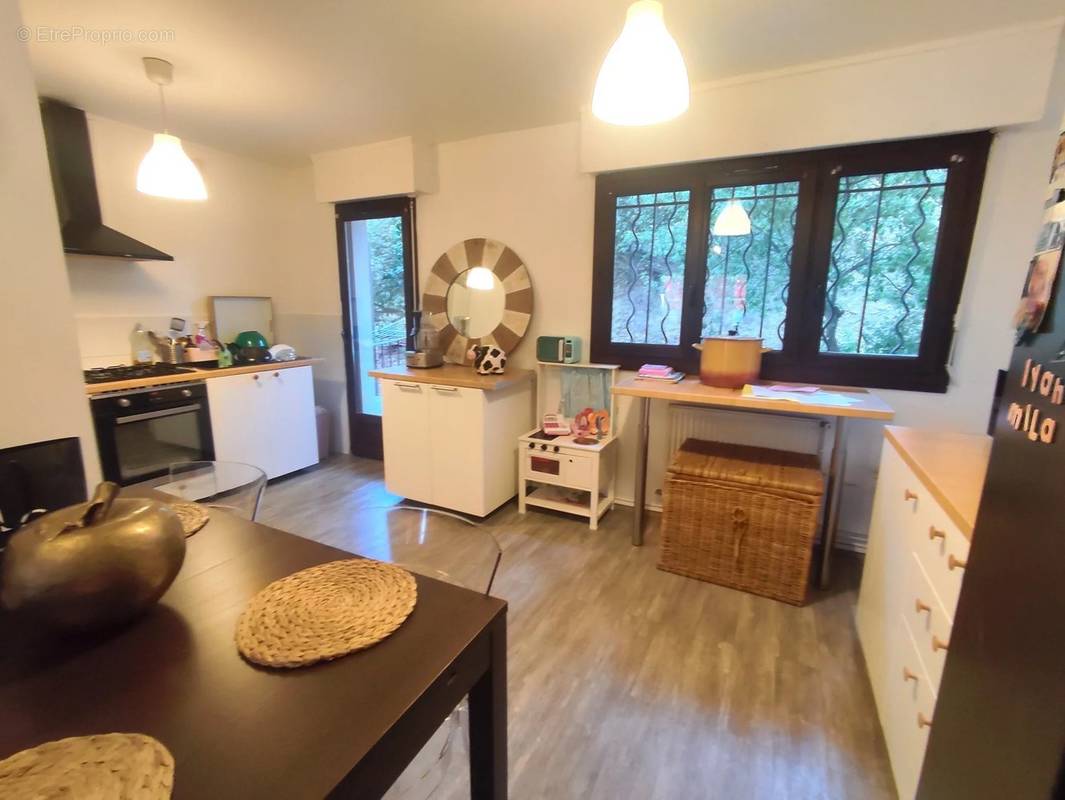 Appartement à MARSEILLE-13E