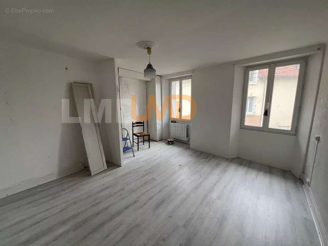 Appartement à FIRMI