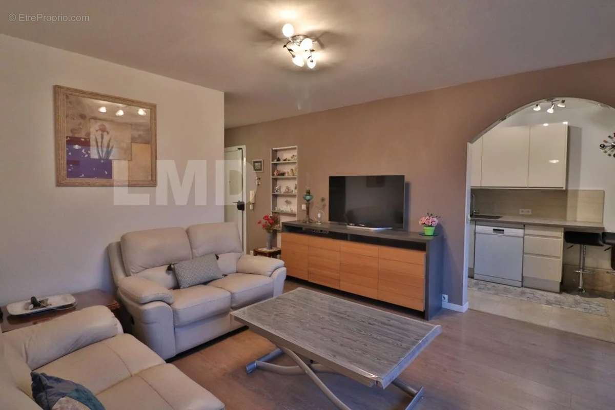 Appartement à MARSEILLE-11E