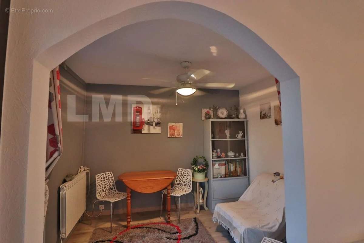 Appartement à MARSEILLE-11E