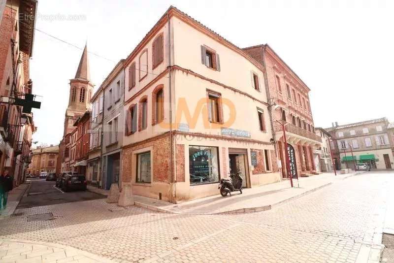 Appartement à VILLEMUR-SUR-TARN